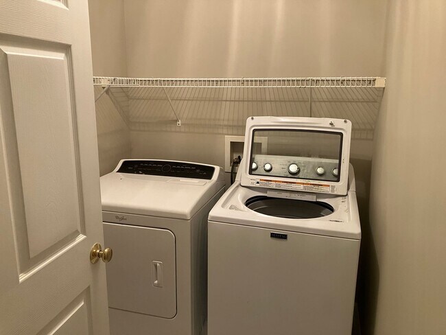 Building Photo - Asbury Hills Condominiums-2428 E. University,  Unit 1106