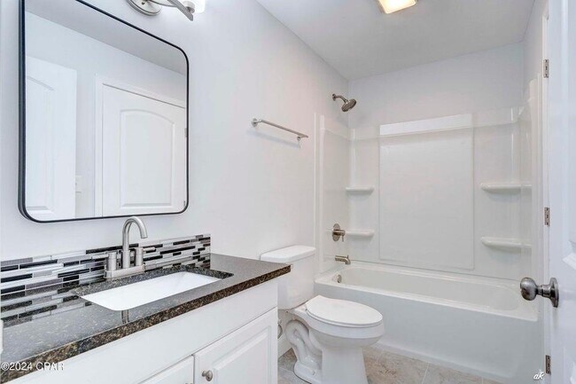 Building Photo - 151 Coyote Pass