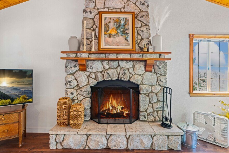 Building Photo - 31393 Lightfoot Way