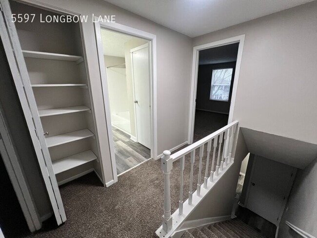 Building Photo - 5597 Longbow Ln