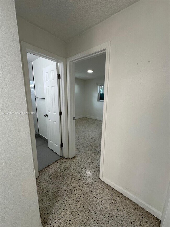Building Photo - 4351 NW 5th St