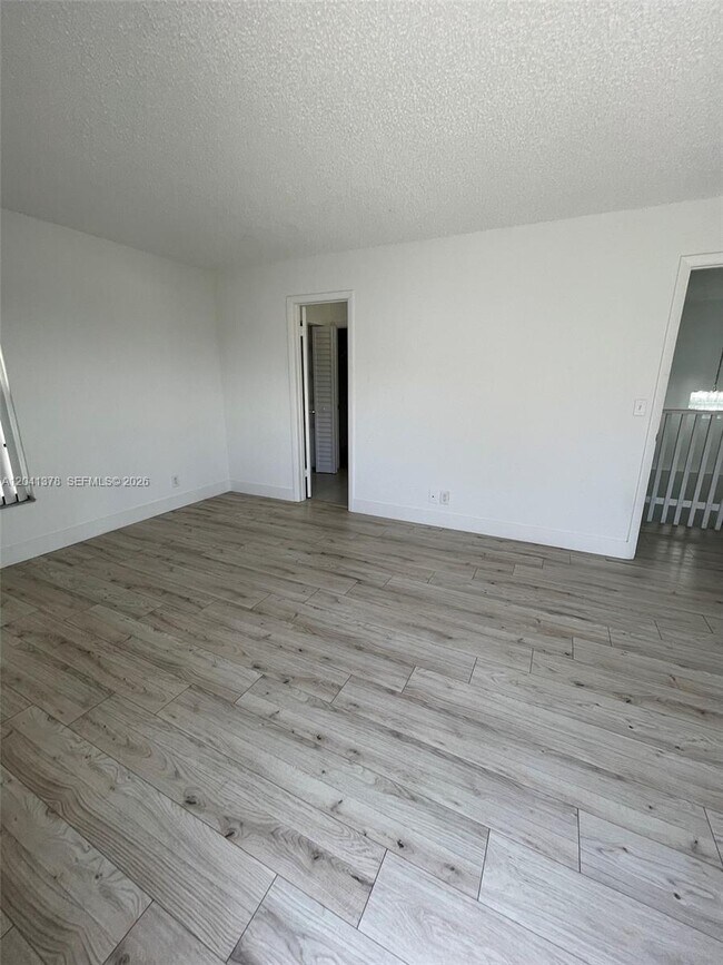 Building Photo - 2580 Coral Springs Dr