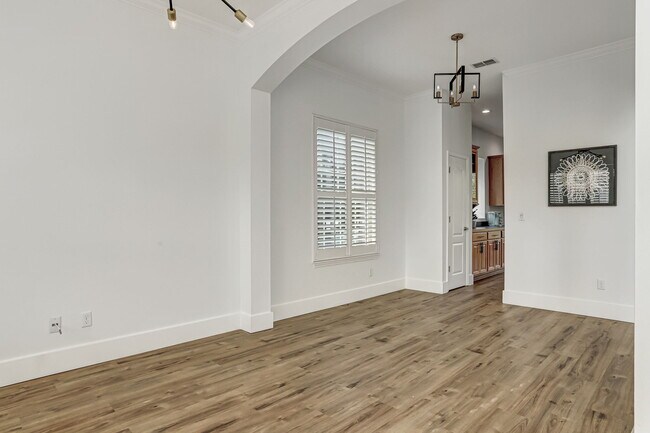 Building Photo - 140 Oceans Edge Dr