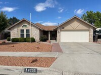 Building Photo - 3 Bedroom Near Mariposa Park in Taylor Ranch