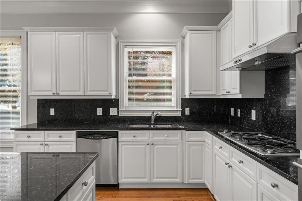 Building Photo - 110 Arden Pl