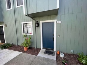 Building Photo - 2 Bed 1.5 Bath Townhome In Martinez