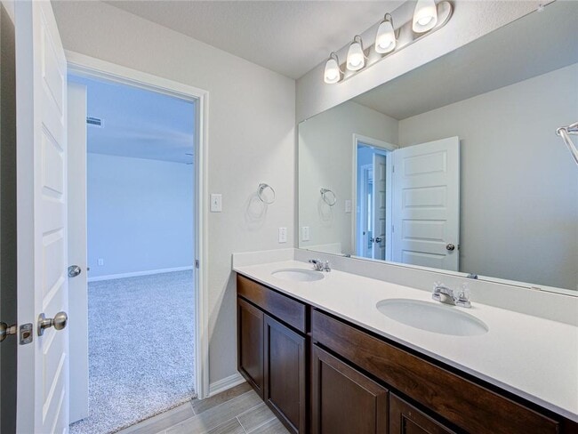 Building Photo - 128 Drifter Ln