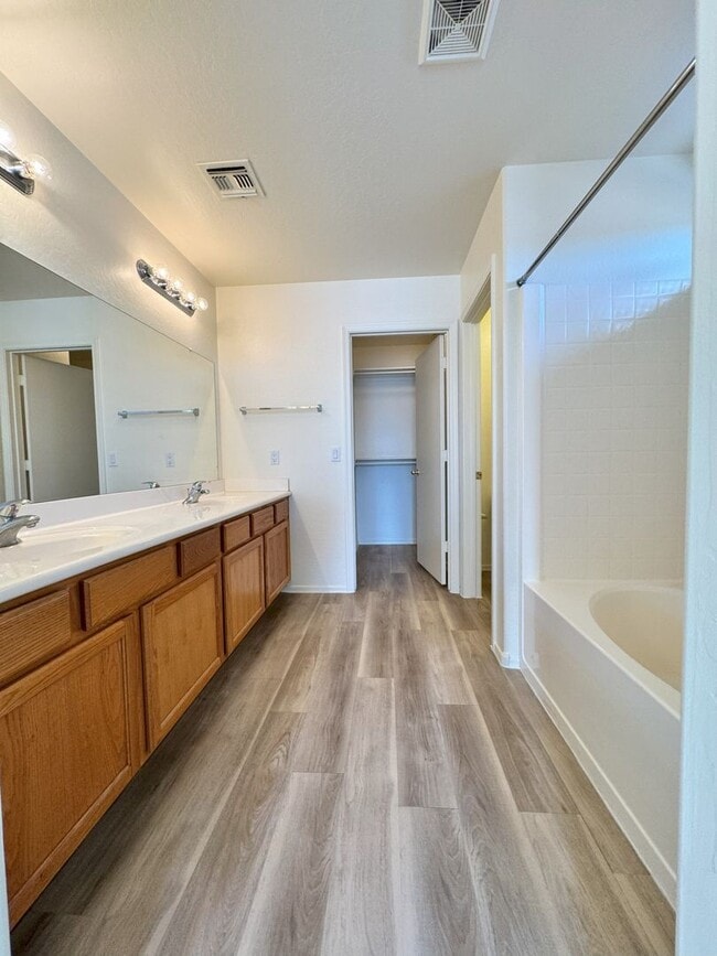 Building Photo - ASHLEY HEIGHTS 3 BEDROOM WITH HUGE BACKYARD