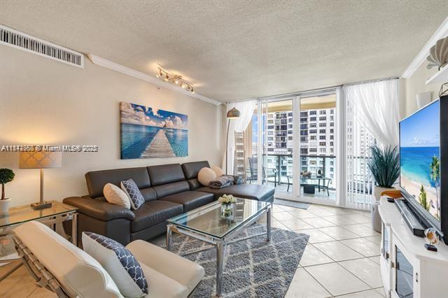 Building Photo - 2501 S Ocean Dr