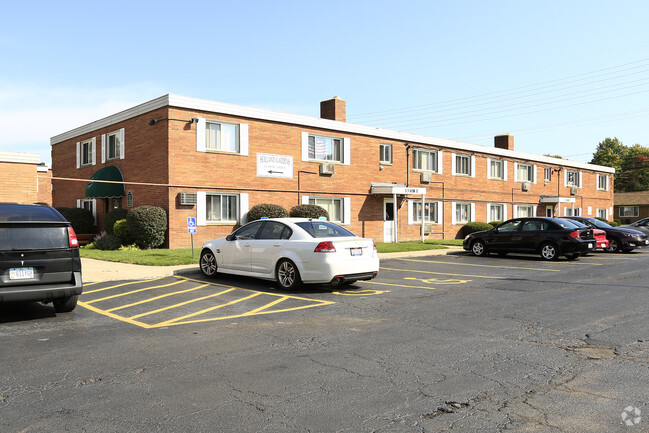 Parking Area - Holland Gardens Apartments