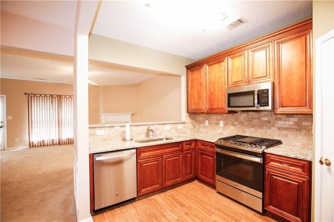Building Photo - 3875 Dandridge Way NW