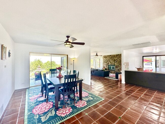 Building Photo - 1650 Winterwarm Dr