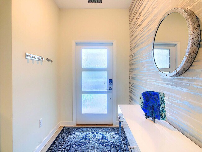 Building Photo - 8939 Cabot Cliffs Dr