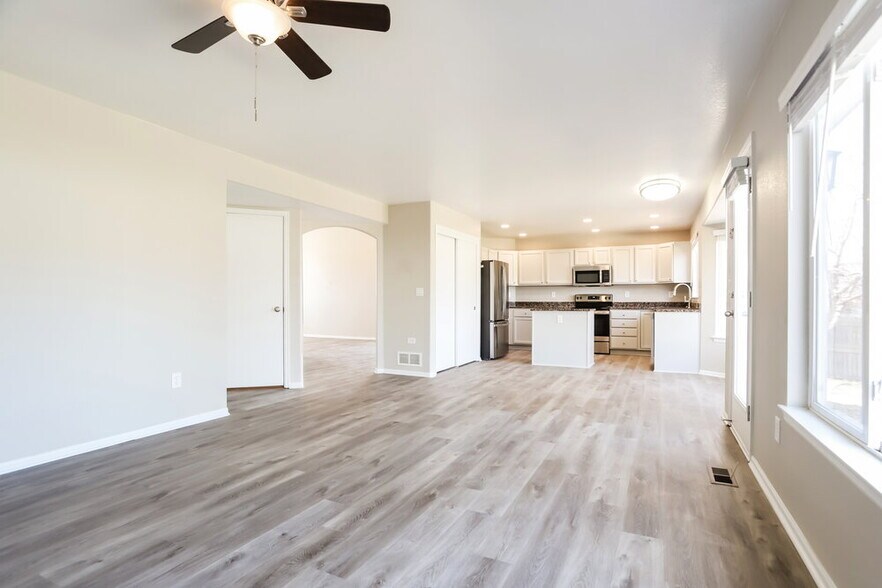 Building Photo - 13103 Clayton Ct