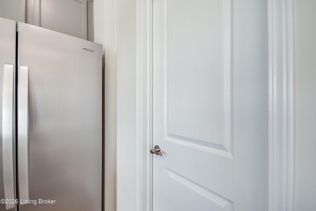 Building Photo - 16909 Aiken Rdg Cir