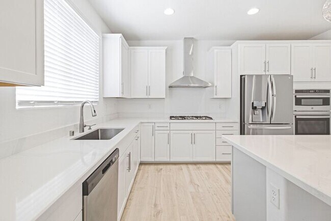 Building Photo - Spacious 4-Bedroom Home with Pool, Spa & Covered Patio