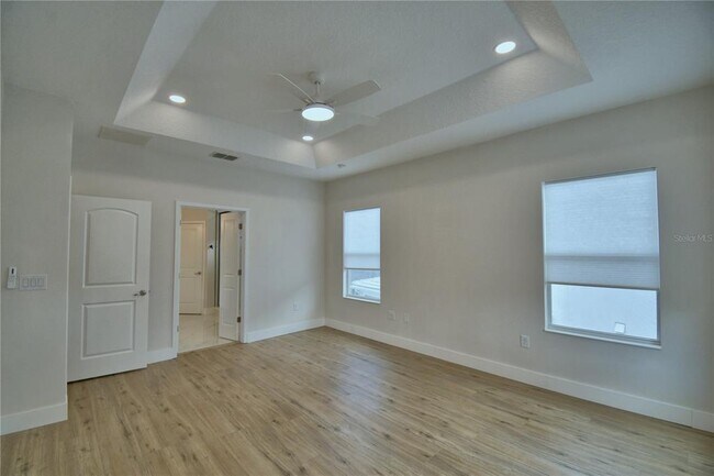 Building Photo - 2673 Calistoga Ave