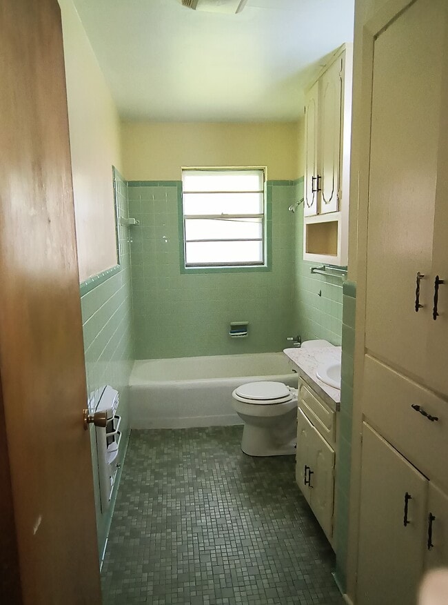 Building Photo - 1509 Belmoor Ave