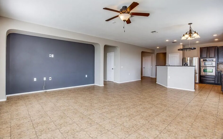 Building Photo - 8801 Capitol View Dr