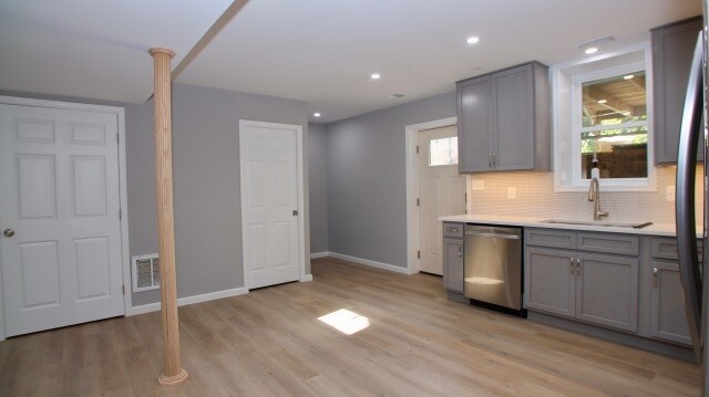 Building Photo - 16708 Mattawoman Ln