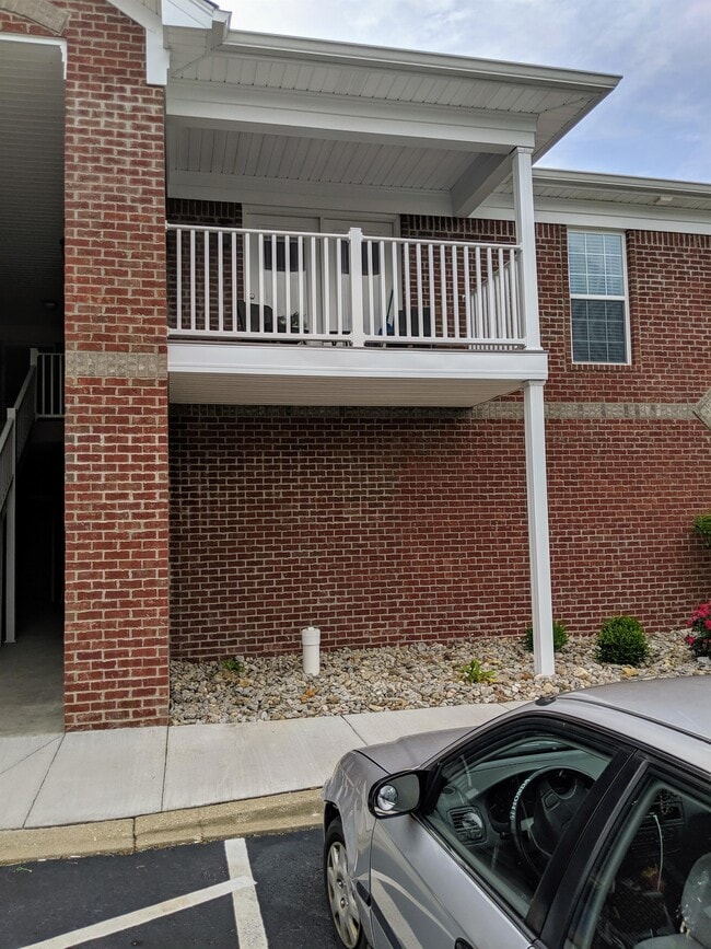 Building Photo - 10501 Chariot Run Ct