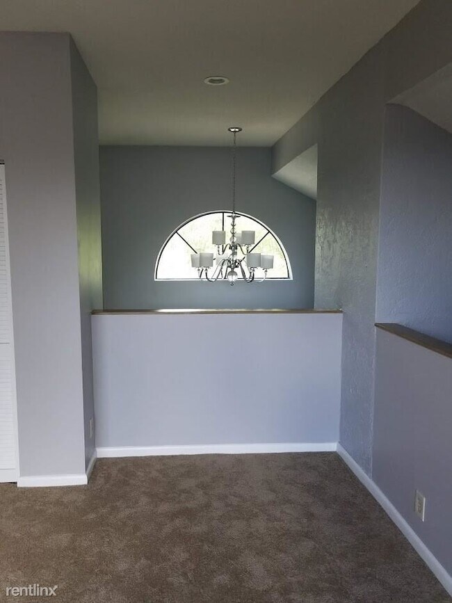 Building Photo - 4 br, 2.5 bath House - 10334 NW 6th Ct