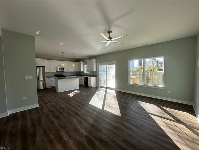 Building Photo - Stunning New Construction in Norview!
