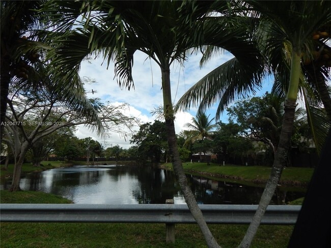 Building Photo - 6959 SW 110th Ct