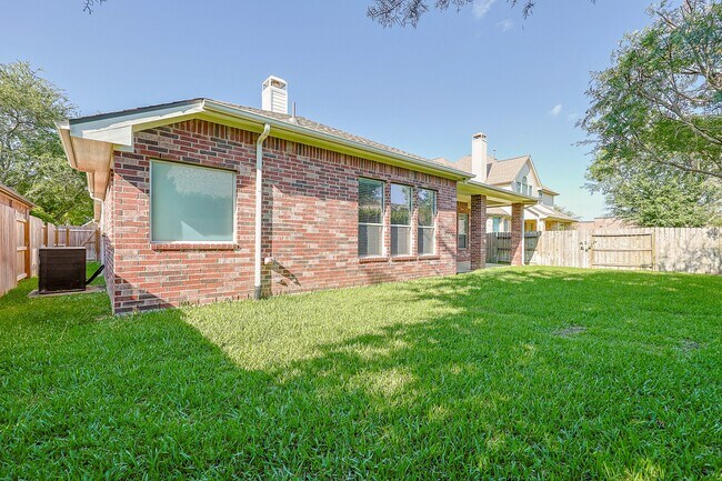 Building Photo - 6726 Hawsley Way