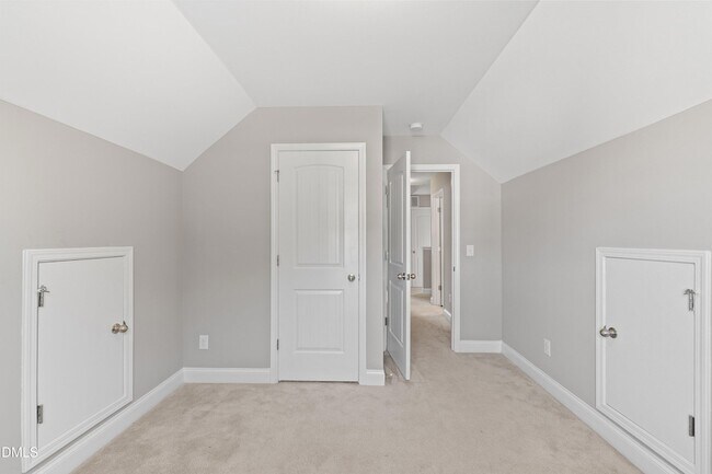 Building Photo - 188 Outwater Ridge Dr