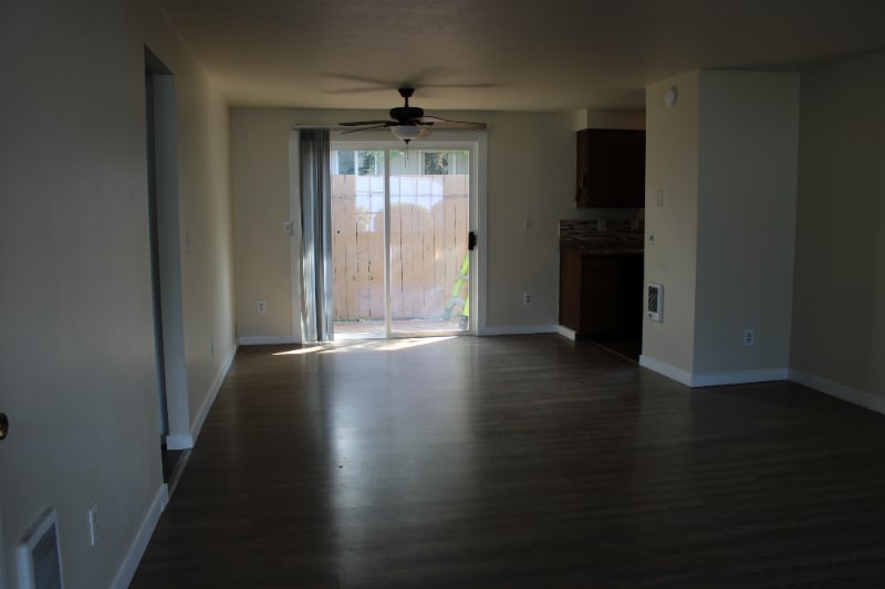 Building Photo - 10915 SW Hall Blvd