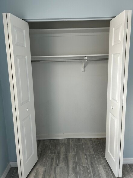 Building Photo - 721 1st St