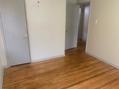 Building Photo - 2609 Farnell Dr