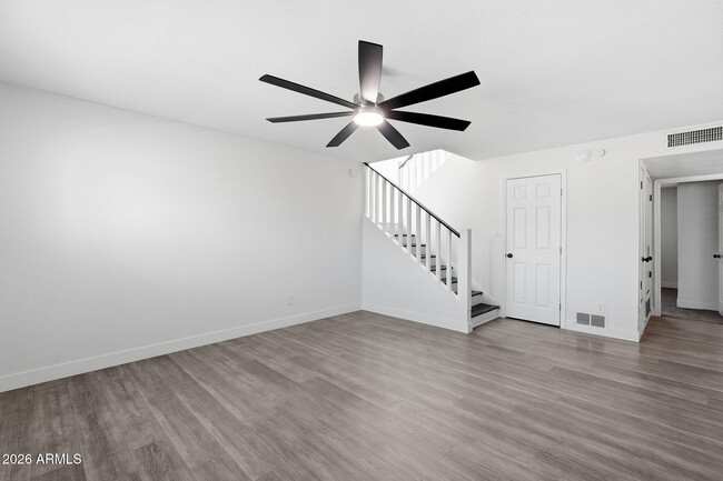 Building Photo - 1628 E Hermosa Dr