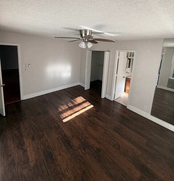 Building Photo - 9883 Liberty Ct