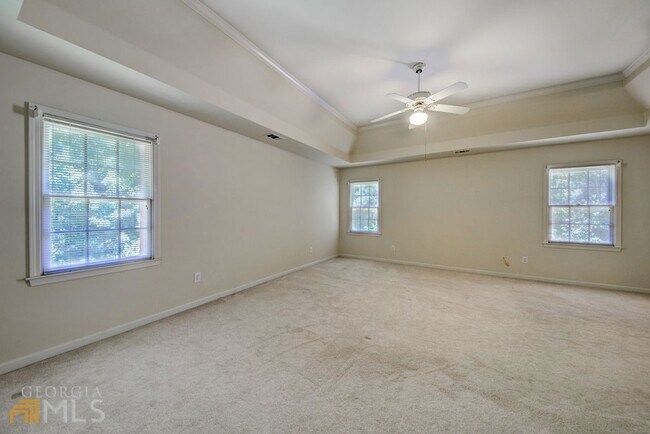 Building Photo - 4692 Bishop Lake Rd