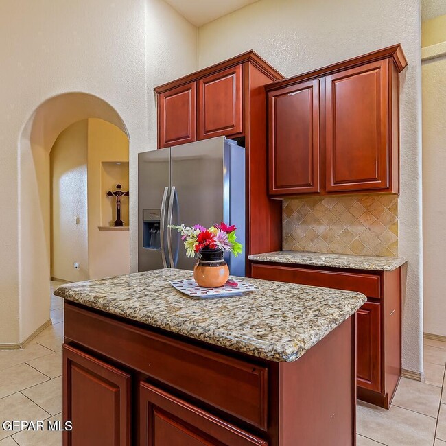 Building Photo - 14422 Coyote Trail