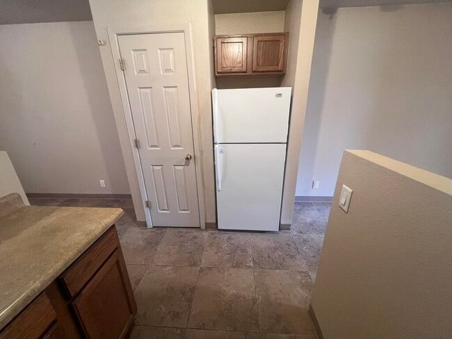 Building Photo - 502 U.S. Rte 66