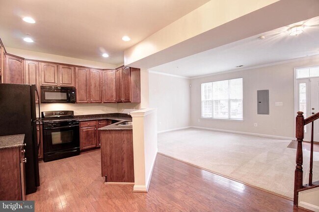 Building Photo - 111 Twin Eagle Ct