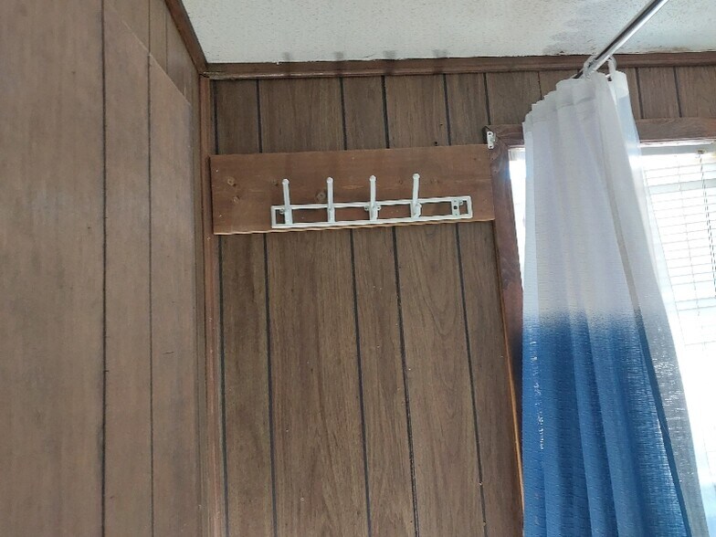 Building Photo - 107 South St