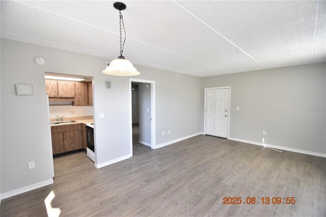 Building Photo - 304 Danube Ave