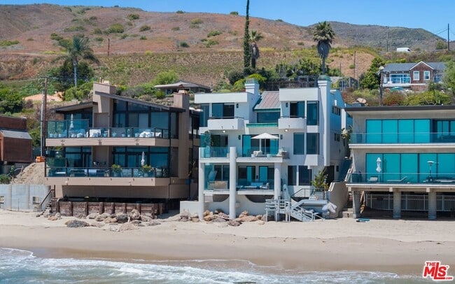 Building Photo - 25252 Malibu Rd