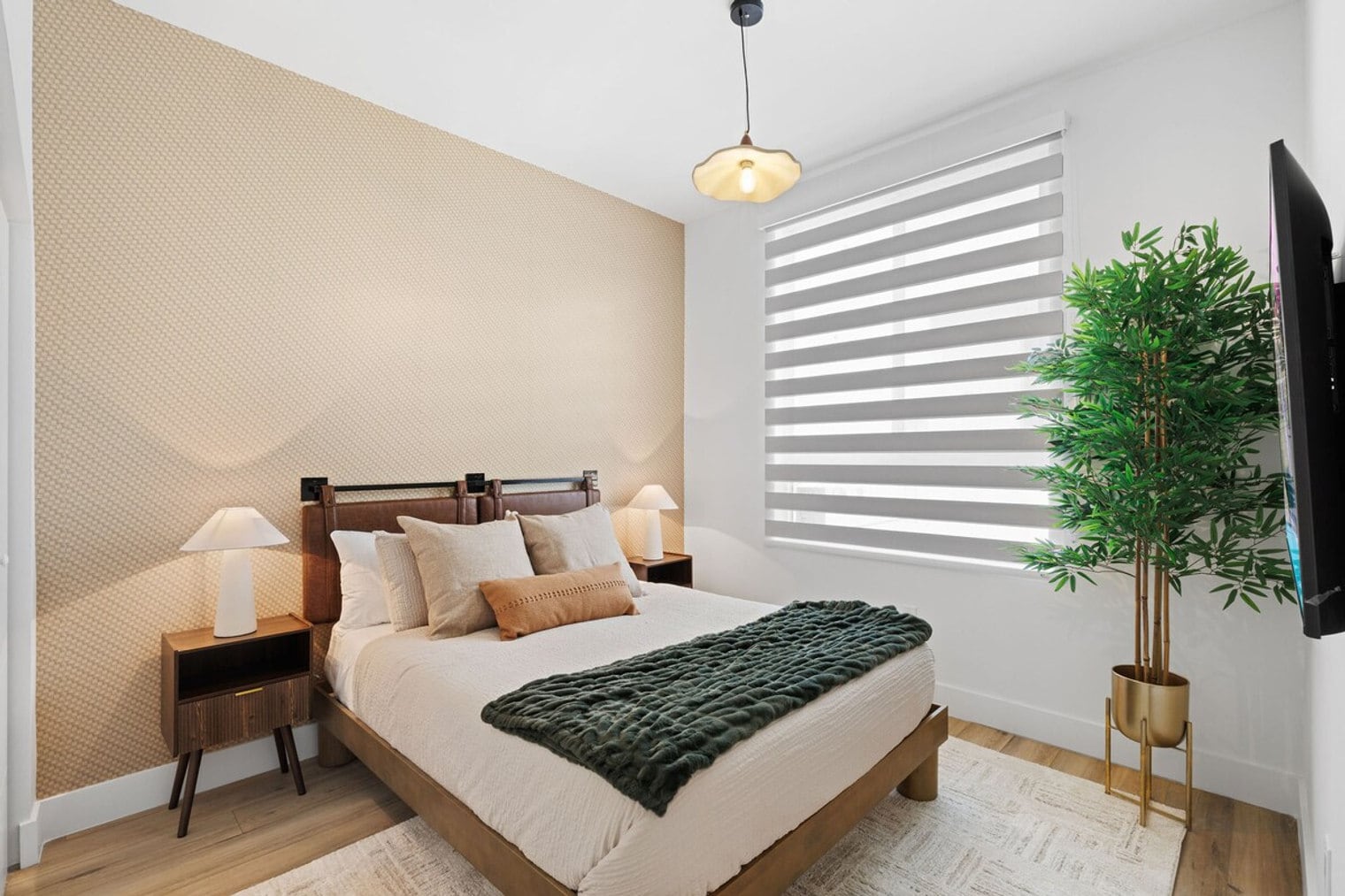 Building Photo - 41 NW 16th Ave