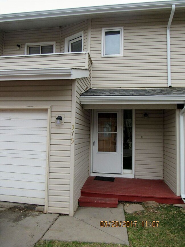 Building Photo - 375 Wildrose Lane