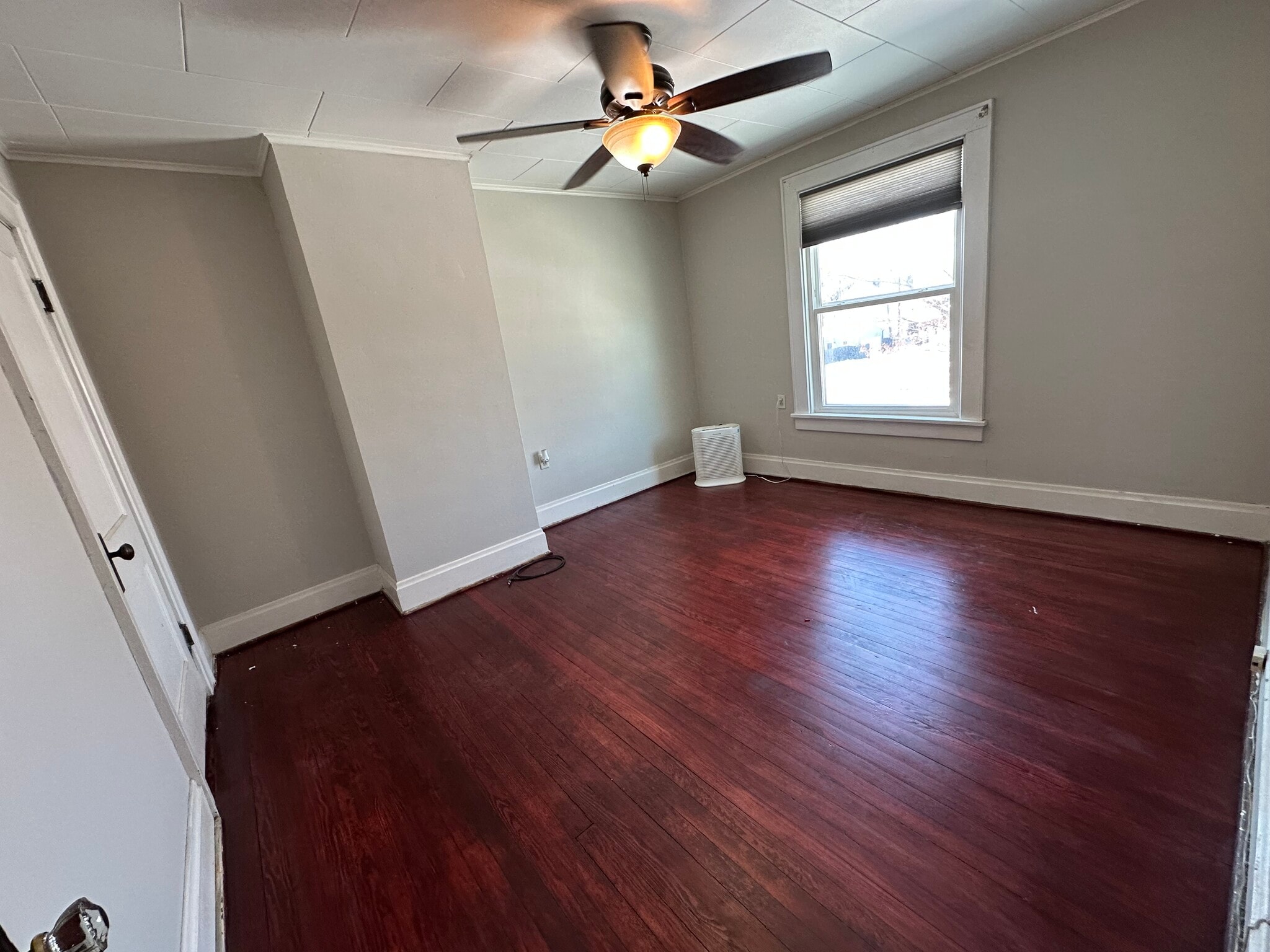 Building Photo - 784 Carpenter St