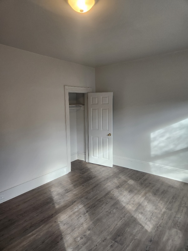 Building Photo - 56 Green St