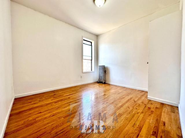 Building Photo - 3 bedroom in Brooklyn NY 11213