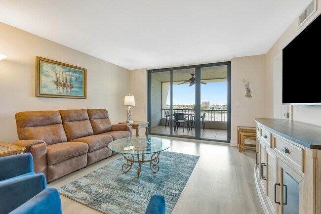 Building Photo - 1648 Jupiter Cove Dr