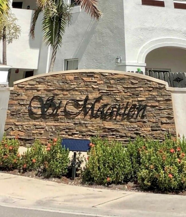 Building Photo - 8960 NW 97th Ave