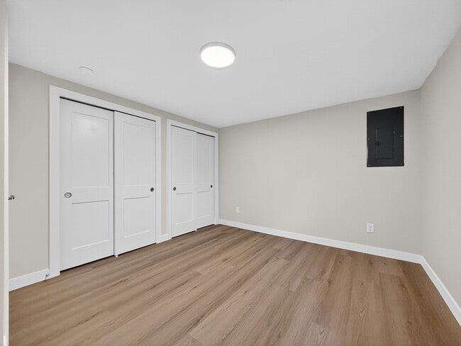 Building Photo - 8037 Brooklyn Ave NE